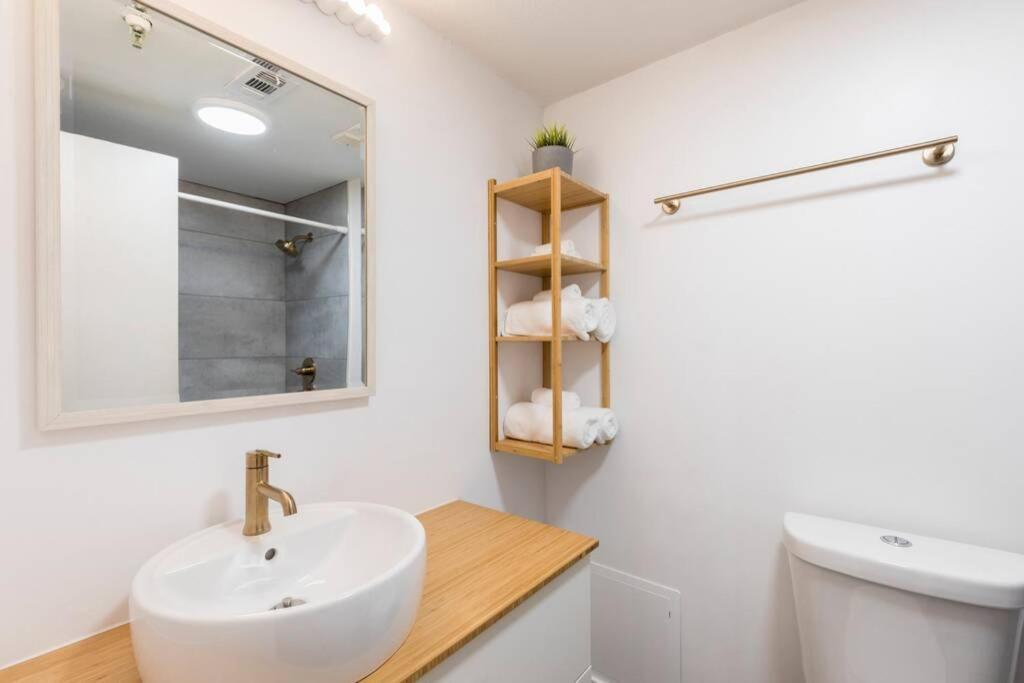Modern Studio On I-Drive: Parking + Pool Included أورلاندو المظهر الخارجي الصورة